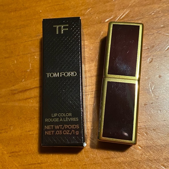 Tom Ford Lip Color Lipstick Scarlet Rouge - Picture 3 of 15